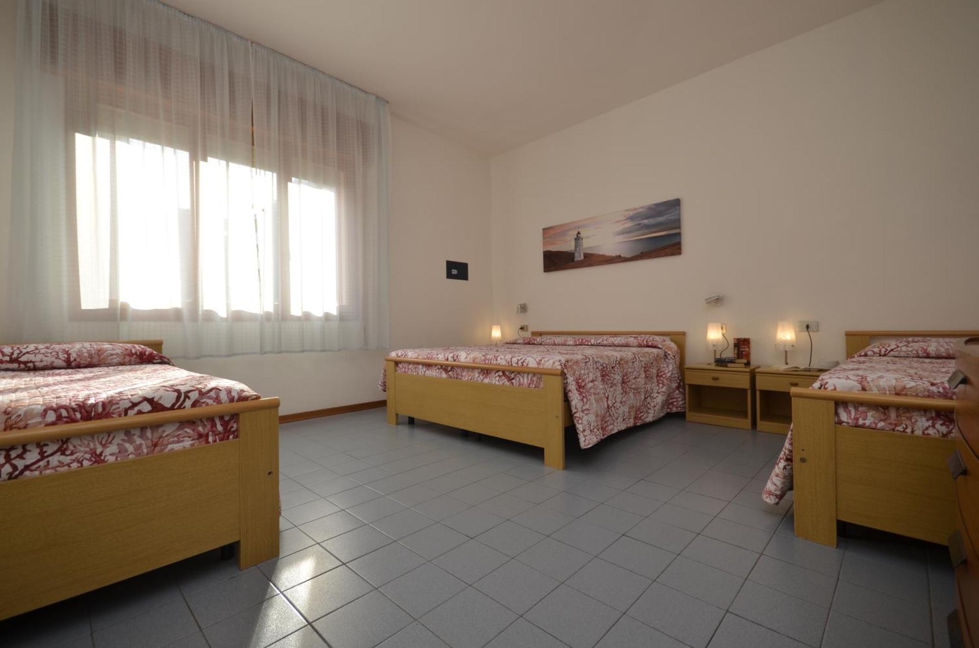 Appartamenti Mariella Bibione Exteriör bild